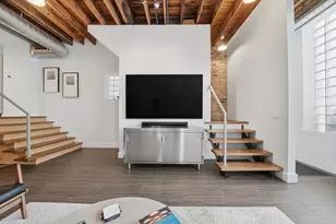 1220 W Hubbard St, Chicago, IL 60642 - Photo 10