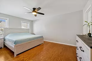 2454 E Hunter Dr, Arlington Heights, IL 60004 - Photo 12