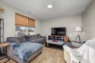 3345 Seeley St, Yorkville, IL 60560 - Photo 8