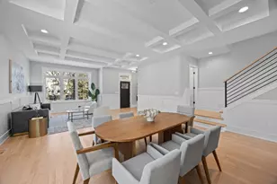 2323 W Farragut Ave, Chicago, IL 60625 - Photo 4