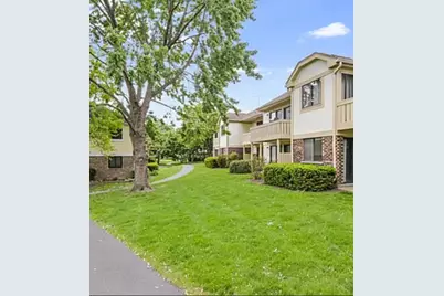 1155 Silverwood Court #D1, Wheeling, IL 60090 - Photo 10