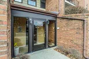 760 Weidner Rd, Buffalo Grove, IL 60089 - Photo 2