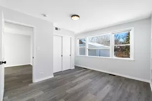 504 N Irving Ave, Hillside, IL 60162 - Photo 16