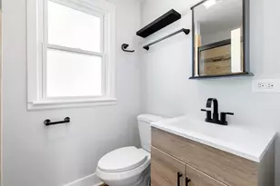 504 N Irving Ave, Hillside, IL 60162 - Photo 12