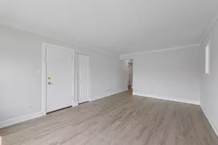 8320 W Irving Park Rd, Chicago, IL 60634 - Photo 4