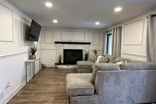 2807 Glenwood Lansing Rd, Lynwood, IL 60411 - Photo 2