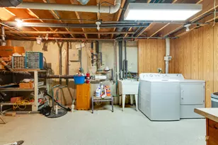 1113 N Itasca Rd, Addison, IL 60101 - Photo 22