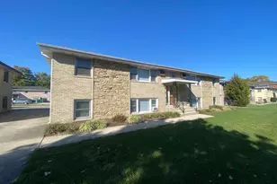 509 Kungs Way, Joliet, IL 60435 - Photo 2