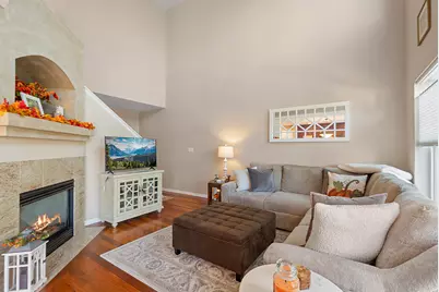 6154 Dixon Drive, Lisle, IL 60532 - Photo 4