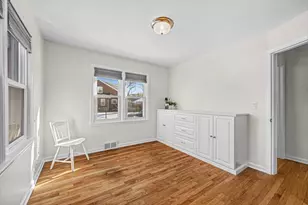 137 Highwood Ave, Highwood, IL 60040 - Photo 16