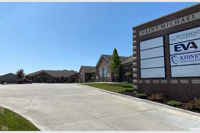 3642 Utica Ridge Road, Bettendorf, IA 52722 - Photo 6