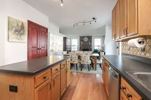 406 S Palmer Dr, Bolingbrook, IL 60490 - Photo 10