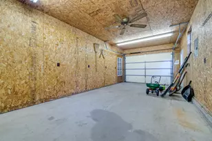 321 E Chamberlin St, Dixon, IL 61021 - Photo 52