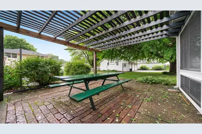 321 E Chamberlin Street, Dixon, IL 61021 - Photo 48