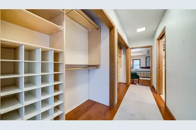 321 E Chamberlin Street, Dixon, IL 61021 - Photo 32