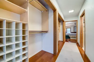 321 E Chamberlin St, Dixon, IL 61021 - Photo 32