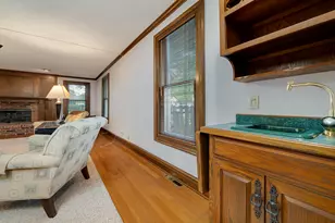 321 E Chamberlin St, Dixon, IL 61021 - Photo 10