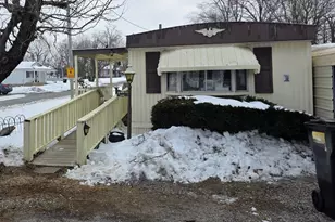 1129 W Dorris St, Harrisburg, IL 62946 - Photo 4