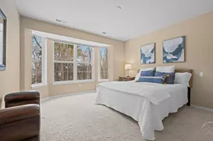 13962 Redmond Dr, Huntley, IL 60142 - Photo 12