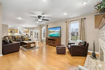 2303 Fox Bluff Lane, Spring Grove, IL 60081 - Photo 18