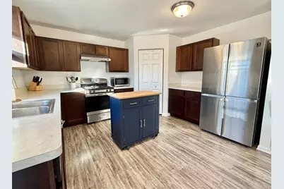 1013 Daniel Street, Plano, IL 60545 - Photo 8