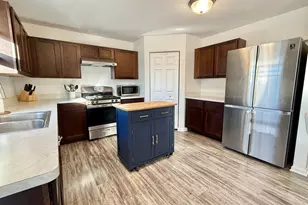 1013 Daniel St, Plano, IL 60545 - Photo 8