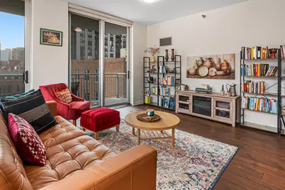 421 W Huron Street #805, Chicago, IL 60654 - Photo 4