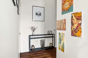 421 W Huron St, Chicago, IL 60654 - Photo 16