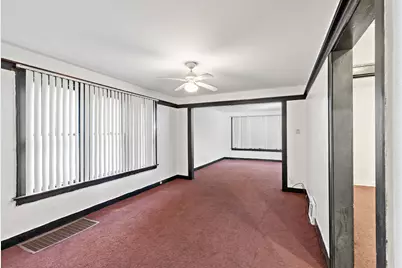 13827 S Wentworth Avenue, Riverdale, IL 60827 - Photo 12