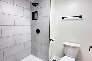 1313 Cass Ln E, Westmont, IL 60559 - Photo 10