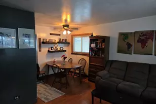 1394 Forest Pl, Calumet City, IL 60409 - Photo 2