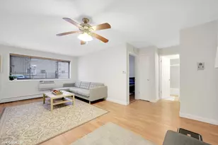 1600 W Greenleaf Ave, Chicago, IL 60626 - Photo 10