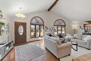 16421 Lee Ave, Orland Park, IL 60467 - Photo 6