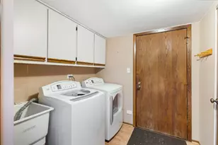 7426 W 153rd St, Orland Park, IL 60462 - Photo 10