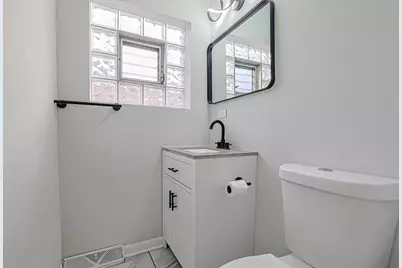 371 Bensley Avenue, Calumet City, IL 60409 - Photo 24