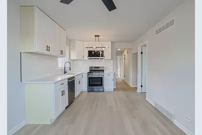 371 Bensley Avenue, Calumet City, IL 60409 - Photo 12