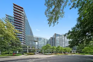 9725 Woods Dr, Skokie, IL 60077 - Photo 1