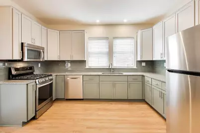 6503 N Maplewood Avenue, Chicago, IL 60645 - Photo 8