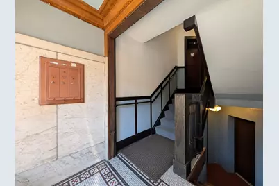 1326 W Albion Avenue #1, Chicago, IL 60626 - Photo 4