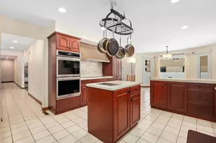 3724 Liberty Ln, Glenview, IL 60025 - Photo 10