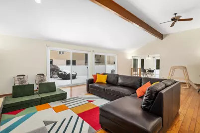 3724 Liberty Lane, Glenview, IL 60025 - Photo 2