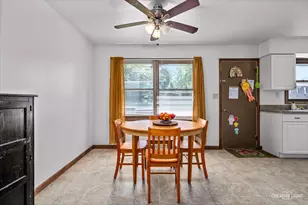 531 Prairie St, Hinckley, IL 60520 - Photo 8