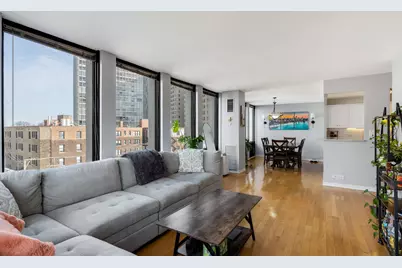444 W Fullerton Parkway #603, Chicago, IL 60614 - Photo 2