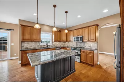 2315 Knollbrook Way, Bloomington, IL 61705 - Photo 14