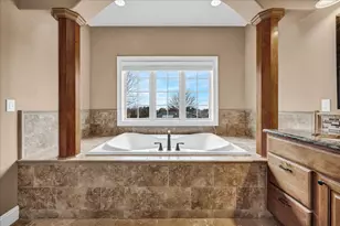 2315 Knollbrook Way, Bloomington, IL 61705 - Photo 32