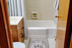 308 Sheldon Ave, Downers Grove, IL 60515 - Photo 10