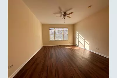 437 Pine Lake Circle, Vernon Hills, IL 60061 - Photo 12