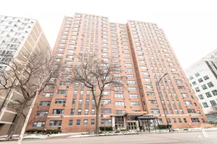 2909 N Sheridan Rd, Chicago, IL 60657 - Photo 1