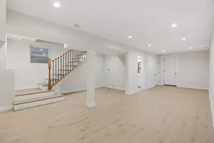 821 N Lockwood Ave, Chicago, IL 60651 - Photo 18