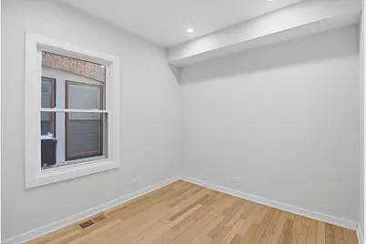 821 N Lockwood Avenue, Chicago, IL 60651 - Photo 14